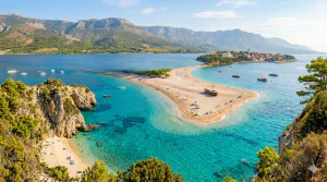 Cele mai frumoase plaje din Grecia: Top 15 destinații spectaculoase pentru 2026